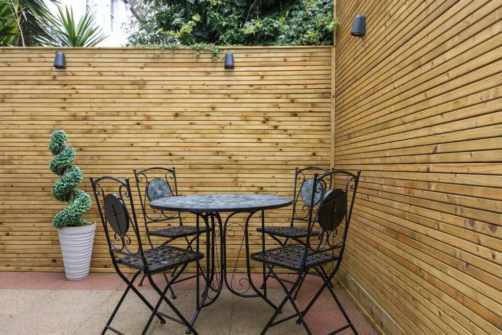 Host & Stay - Brighton Laines House Екстериор снимка